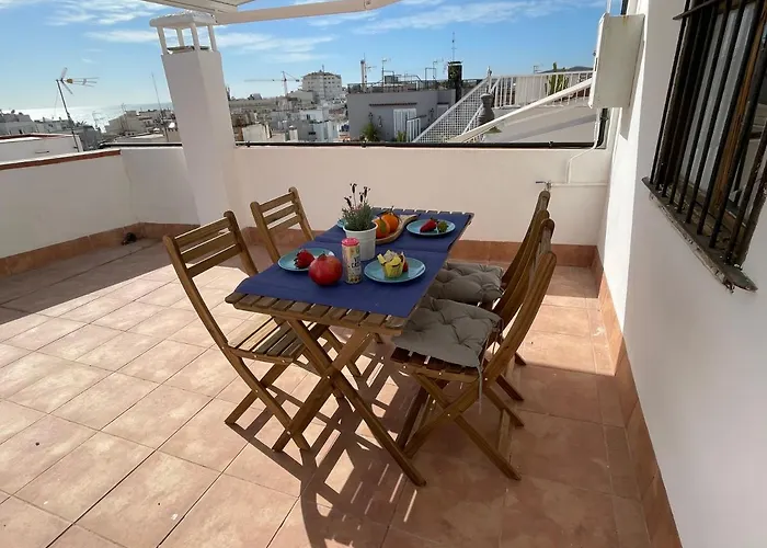 Sunny Apartment Central Sitges